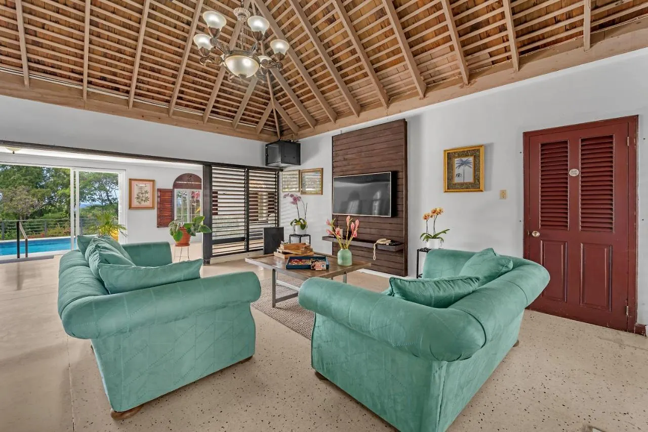 Forever Summer Gorgeous 4Bdr Villa With Pool Private Chef Runaway Bay